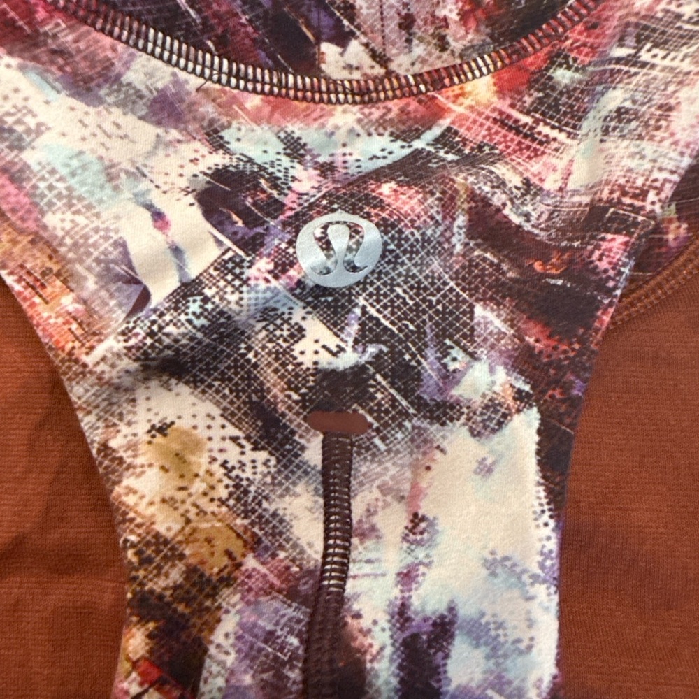 Lululemon Abstract Print Racerback Sports Bra Tank Top Women’s Size 4 - Picture 4 of 5